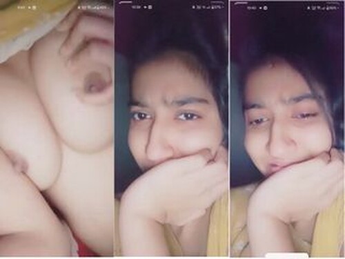 Cute Desi Girl Shows boobs on VC